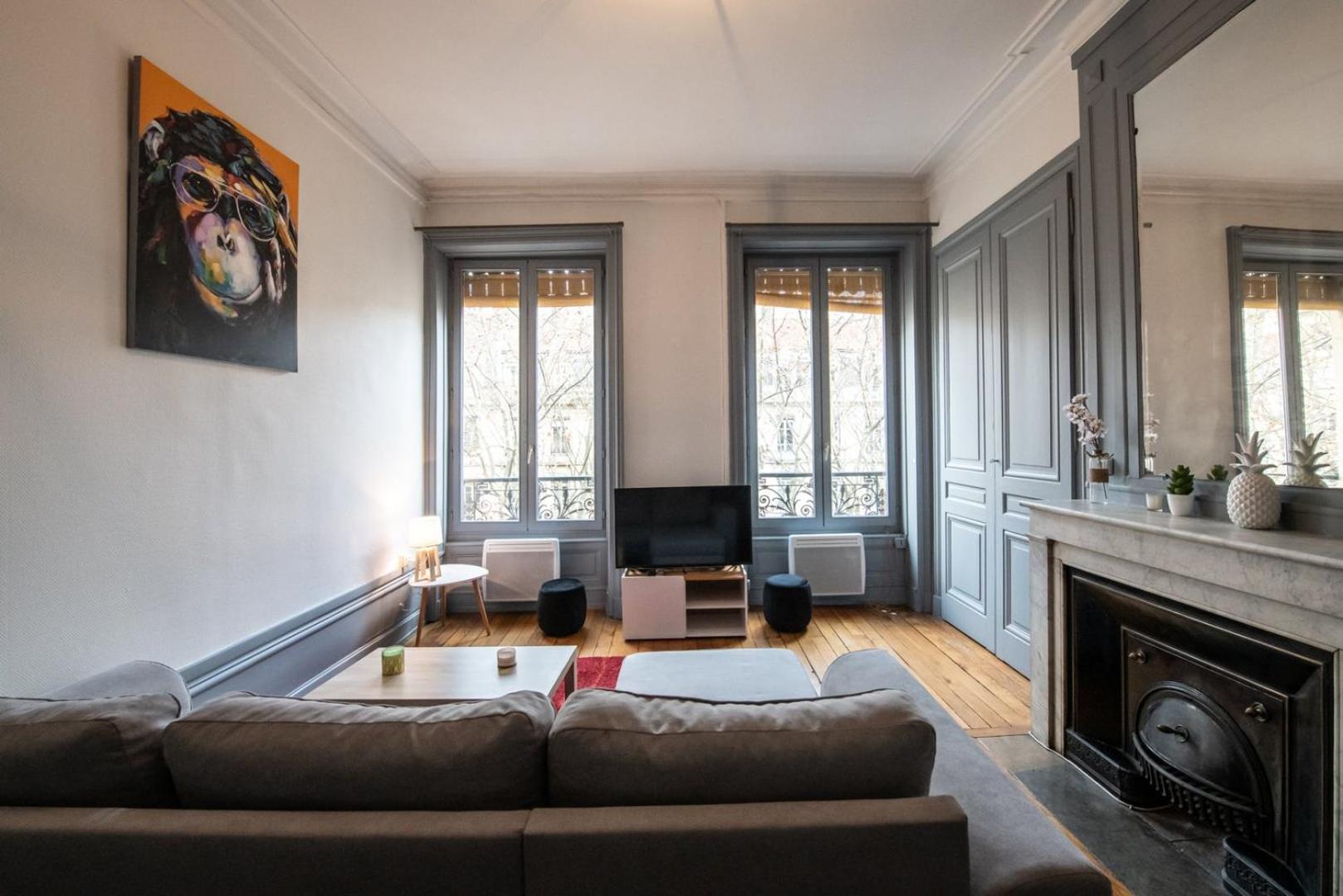 Le Vendome - Bel Appartement Proche Centre Ville Лион Экстерьер фото