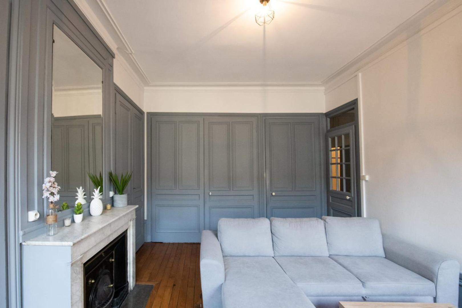 Le Vendome - Bel Appartement Proche Centre Ville Лион Экстерьер фото