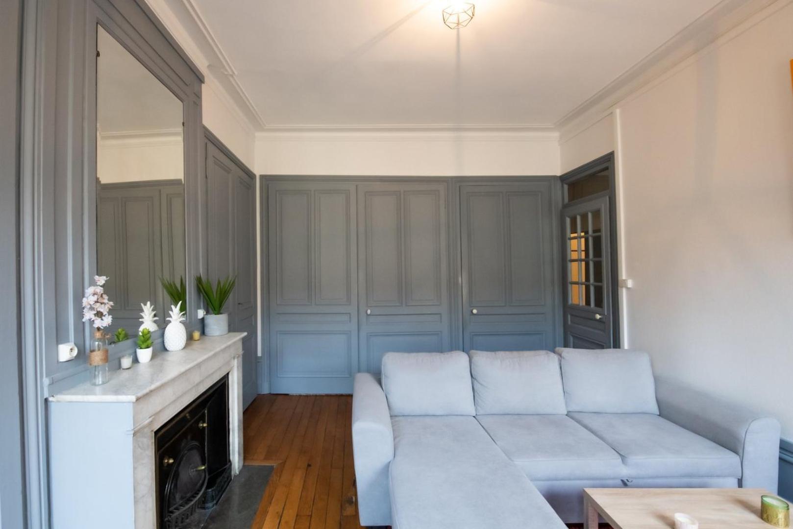 Le Vendome - Bel Appartement Proche Centre Ville Лион Экстерьер фото
